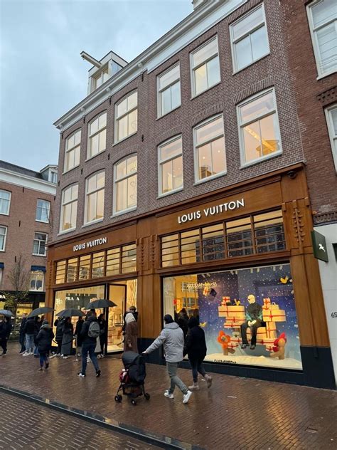 louis vuitton aandelen|louis vuitton hooftstraat.